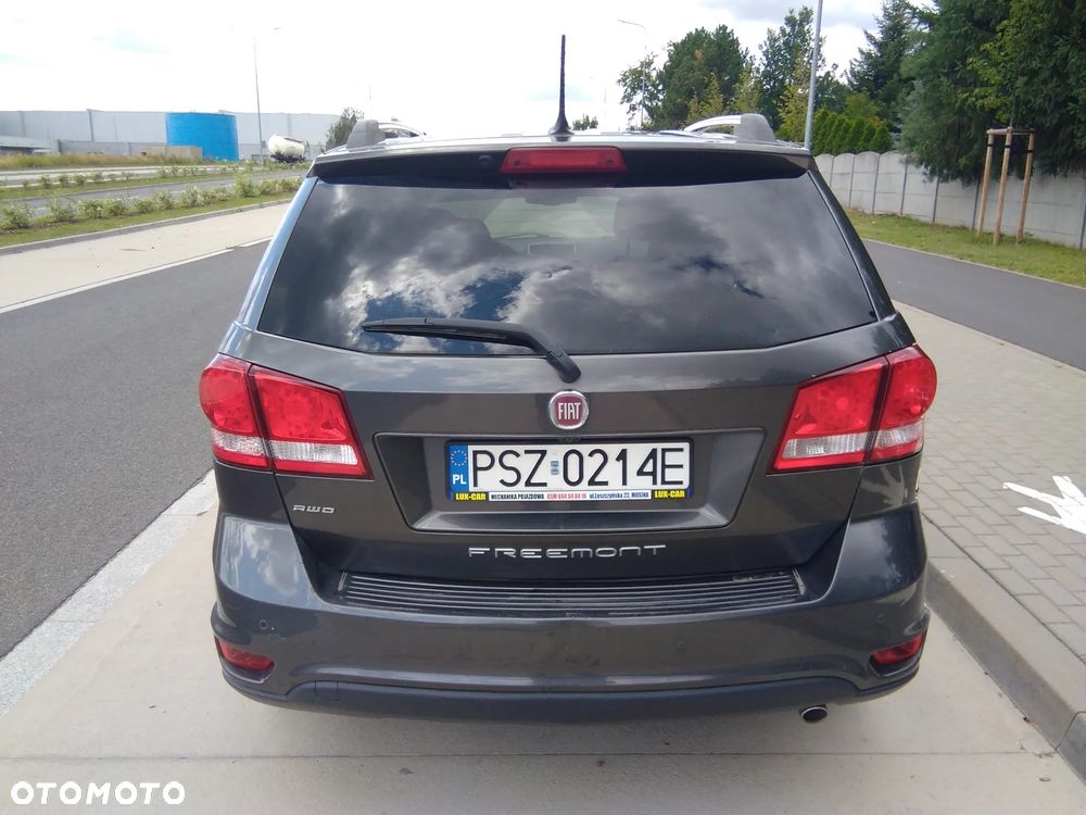 Fiat Freemont 2.0 Multijet 16V DPF Automatik Allrad Lounge - 8