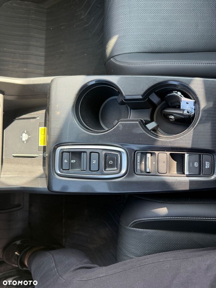 Honda Civic 2.0 i-MMD Advance BSI CVT - 20