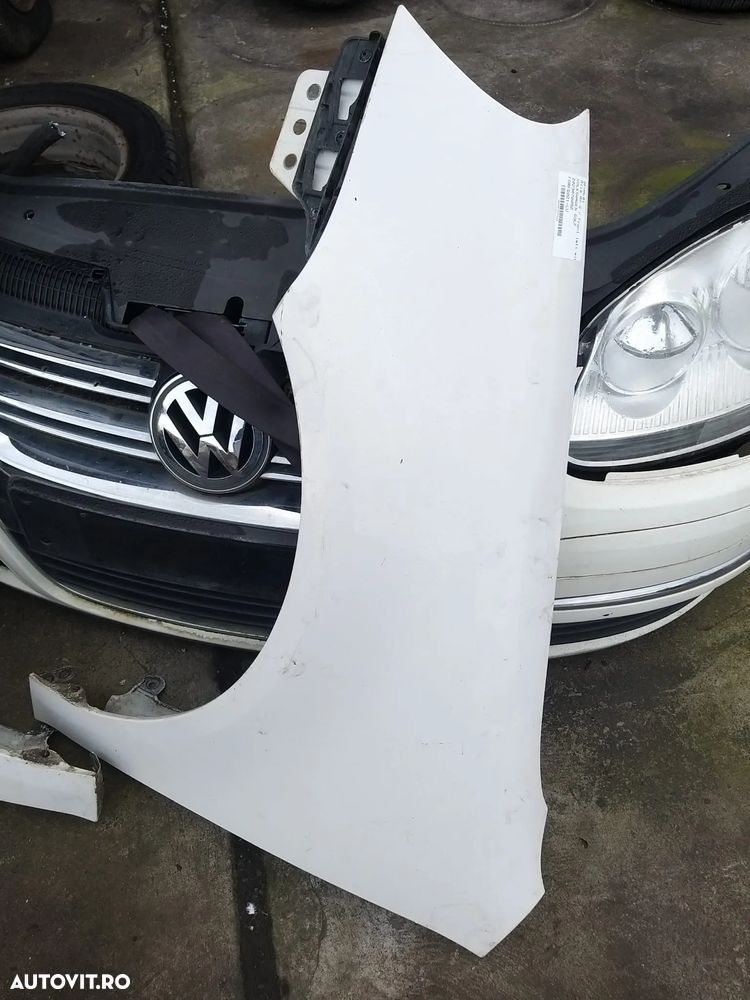 Aripa Dreapta Si Stanga pentru Volkswagen Golf 5 din 2006, 350/buc - 2