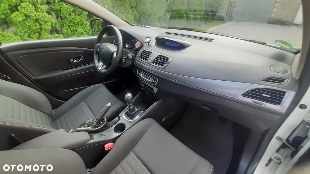 Renault Megane 1.6 16V 110 LIMITED - 27