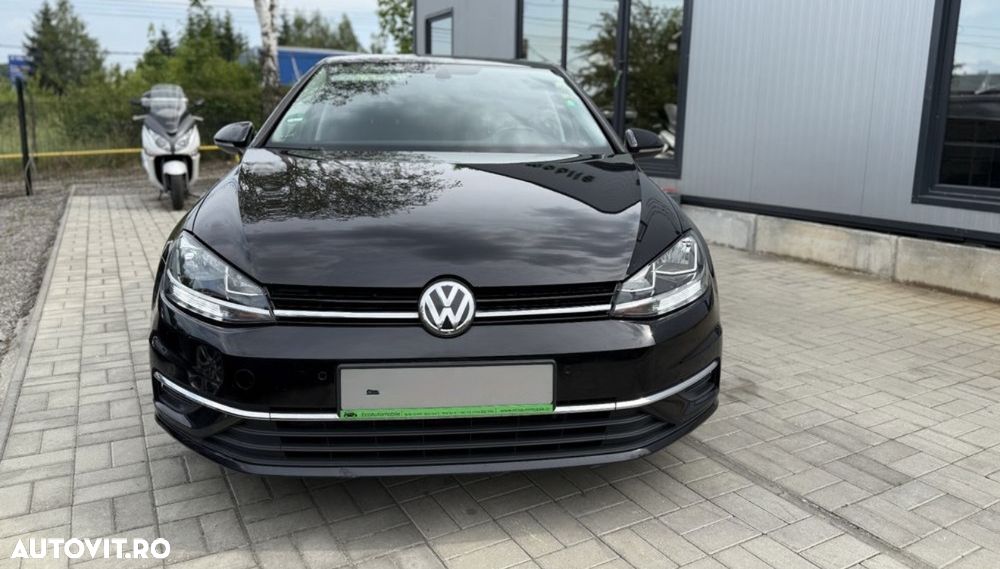 Volkswagen Golf - 12