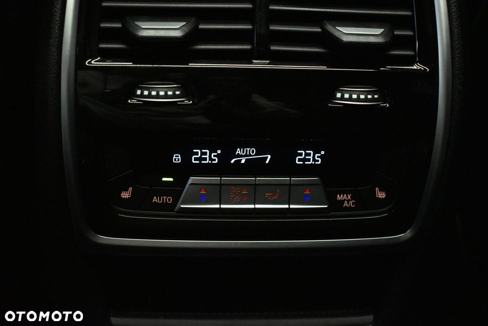 BMW X5 xDrive40d mHEV sport - 26