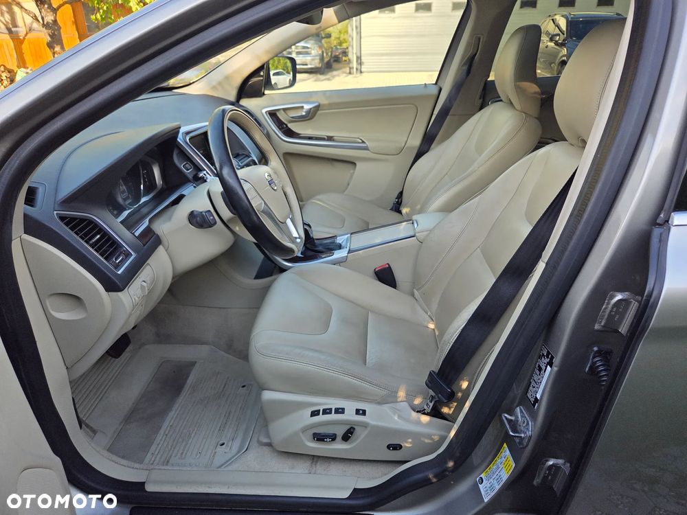 Volvo XC 60 T5 AWD Summum - 5