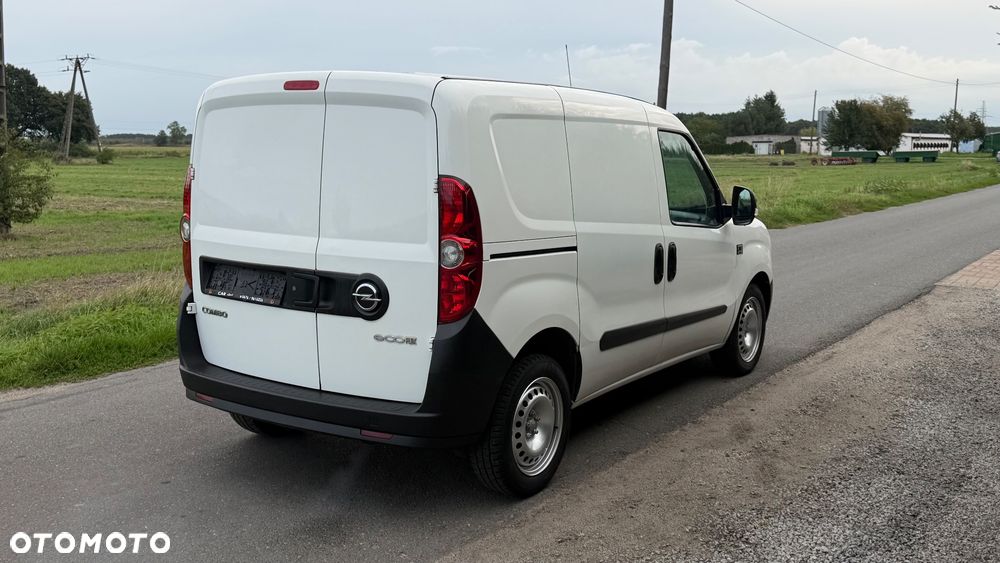 Opel Combo - 18