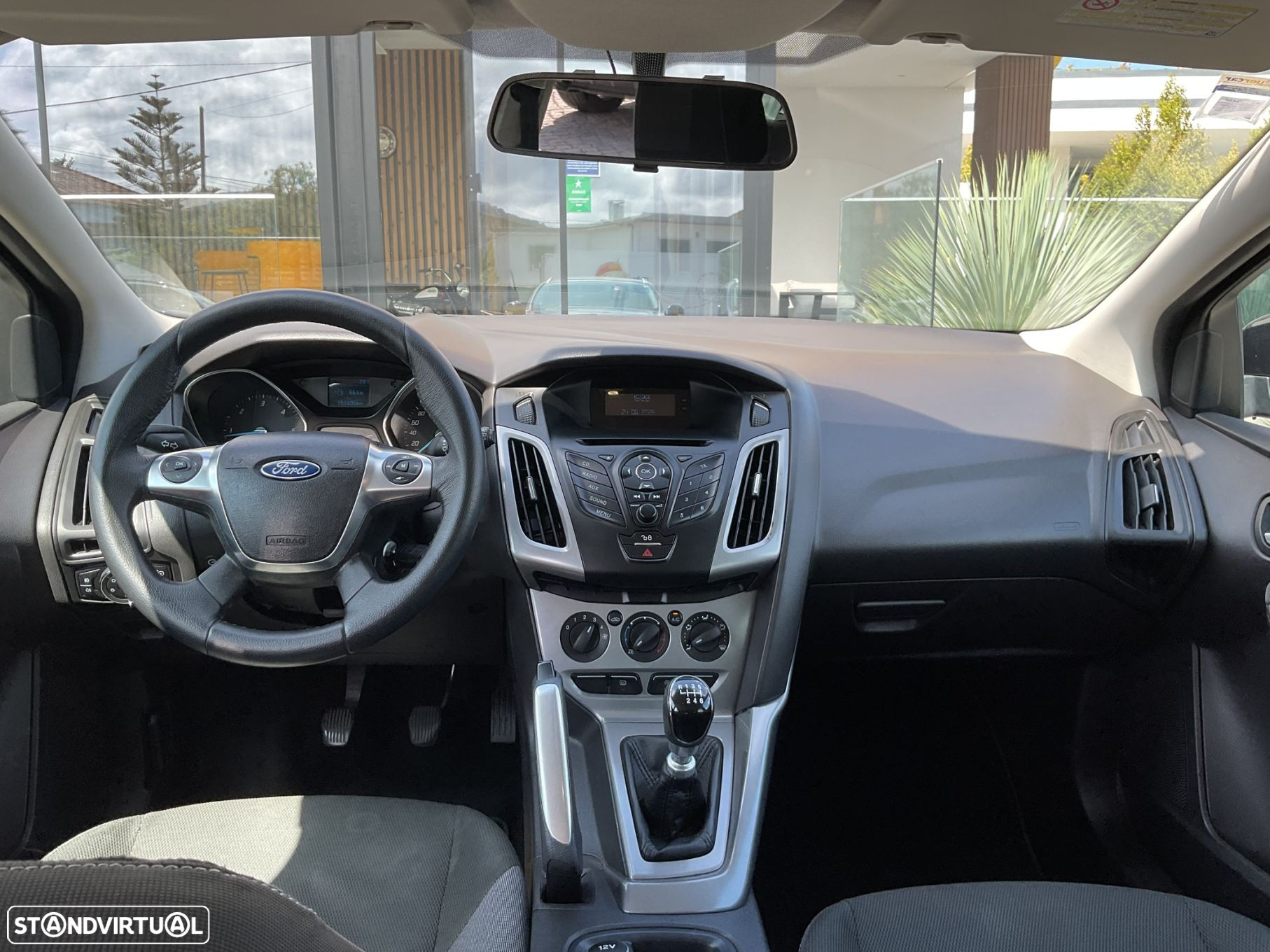 Ford Focus SW 1.6 TDCi Trend - 32