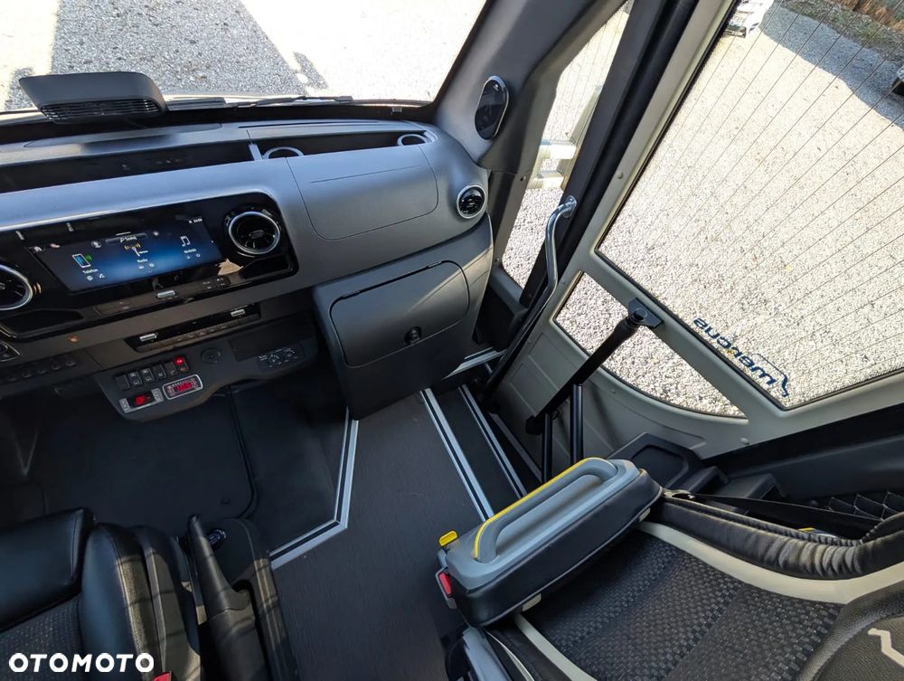 Mercedes-Benz Sprinter 519 - 26