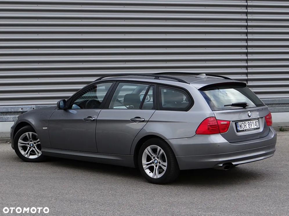 BMW Seria 3 318d DPF Edition Lifestyle - 22