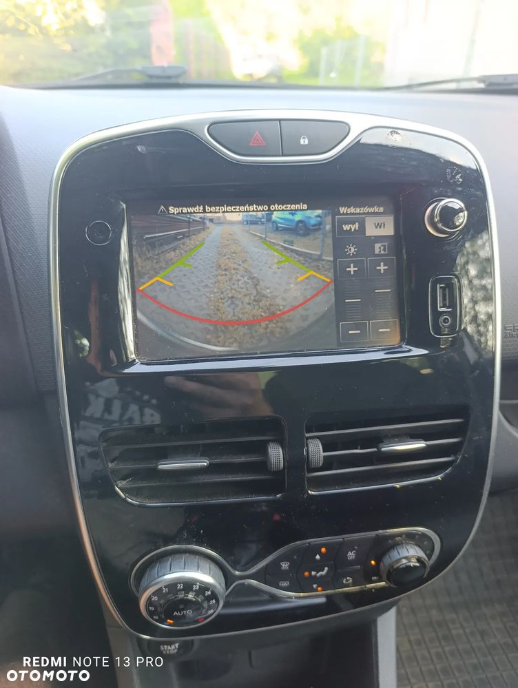 Renault Clio dCi 75 Stop & Start Expression - 24