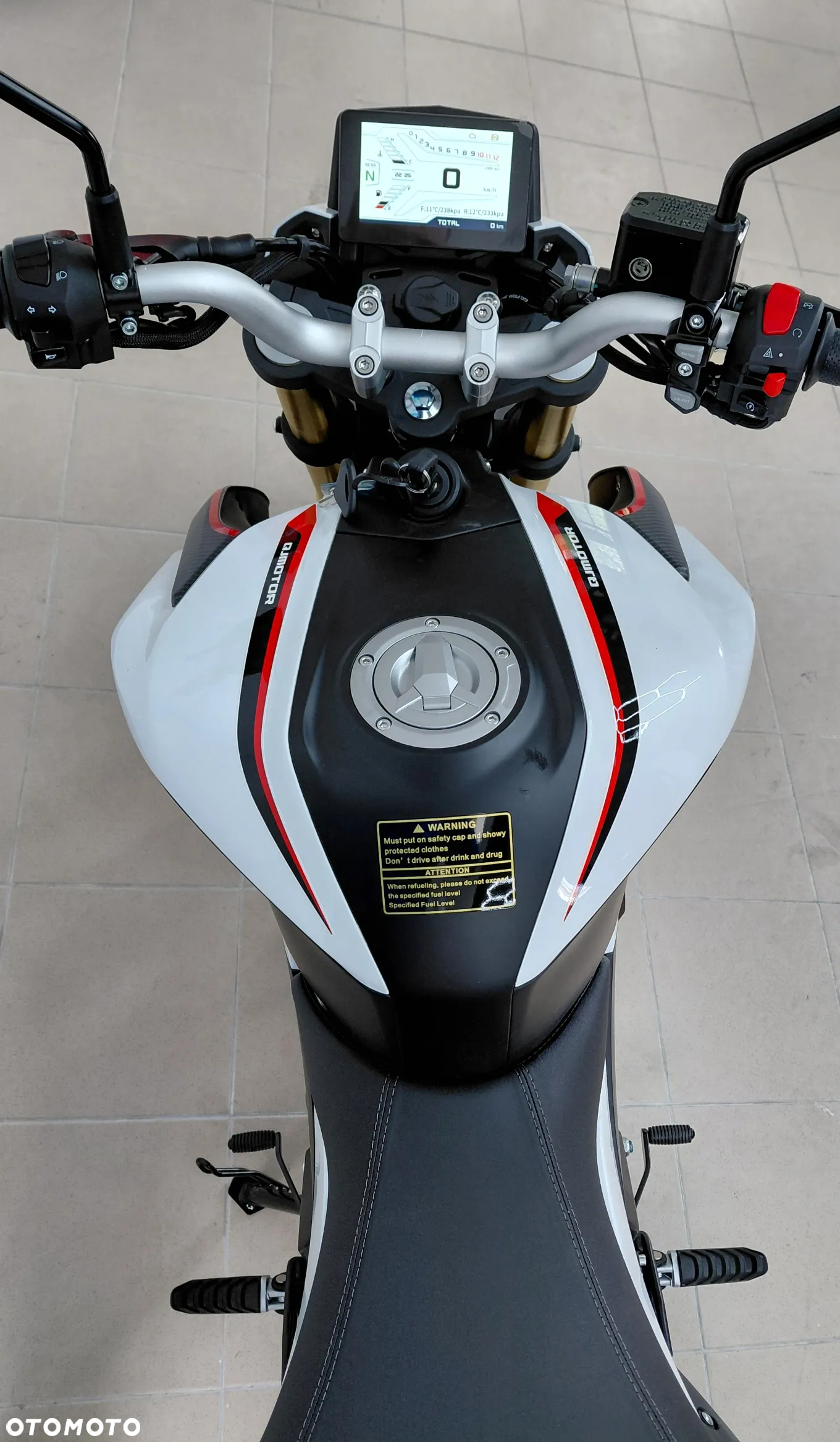 QJMOTOR SRK 125S - 8