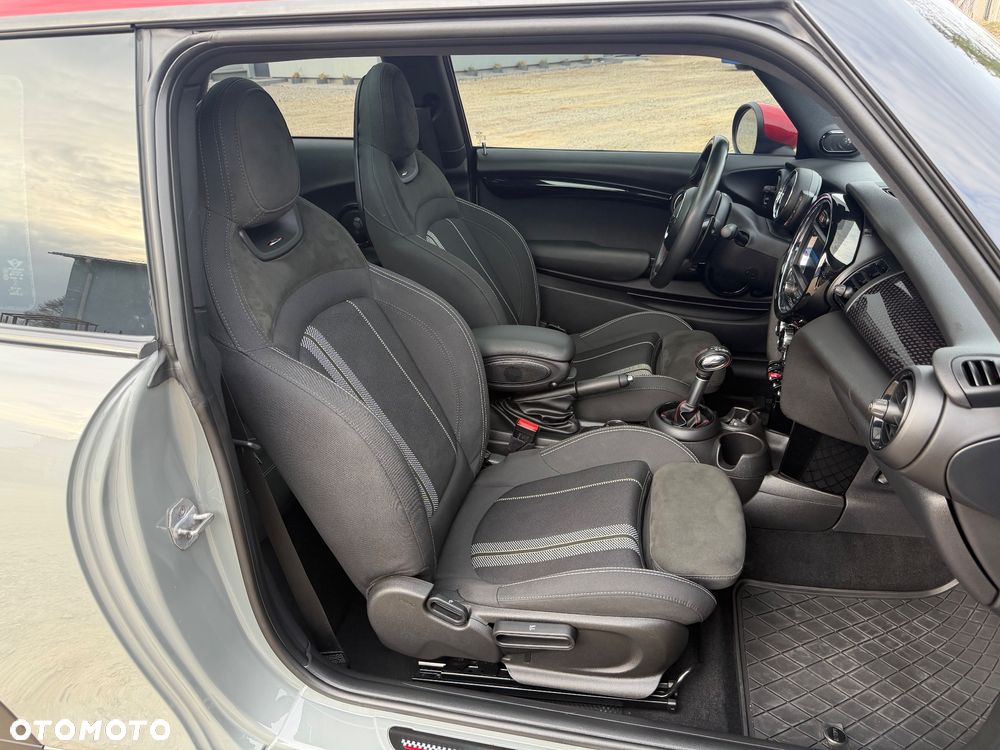 MINI Cooper John Works John Works Trim - 19