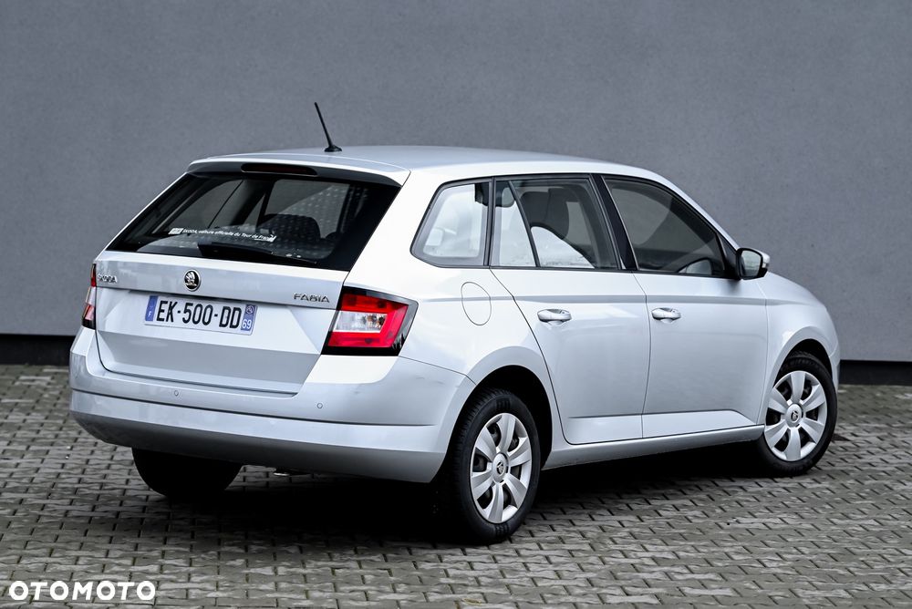 Skoda Fabia - 10