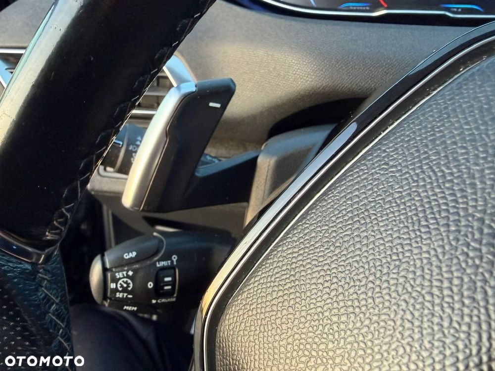 Peugeot 3008 BlueHDi 180 Stop & Start EAT8 GT - 26