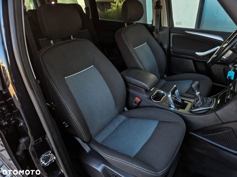 Ford Galaxy 2.0 TDCi Titanium - 12