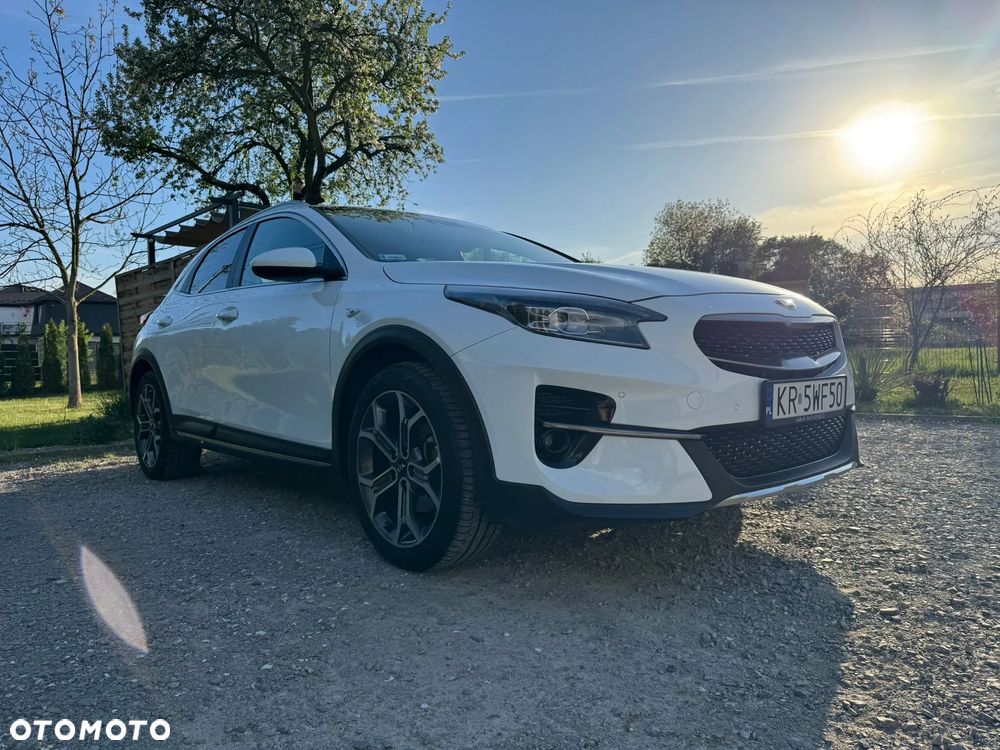Kia XCeed 1.5 T-GDI M - 16