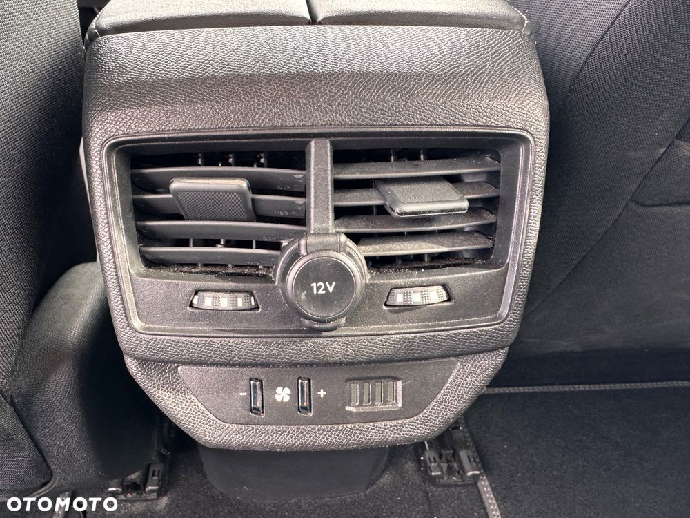 Peugeot 5008 BlueHDI 130 EAT8 Allure Pack - 20