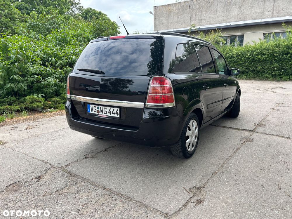 Opel Zafira 1.8 Easytronic Family Plus - 38