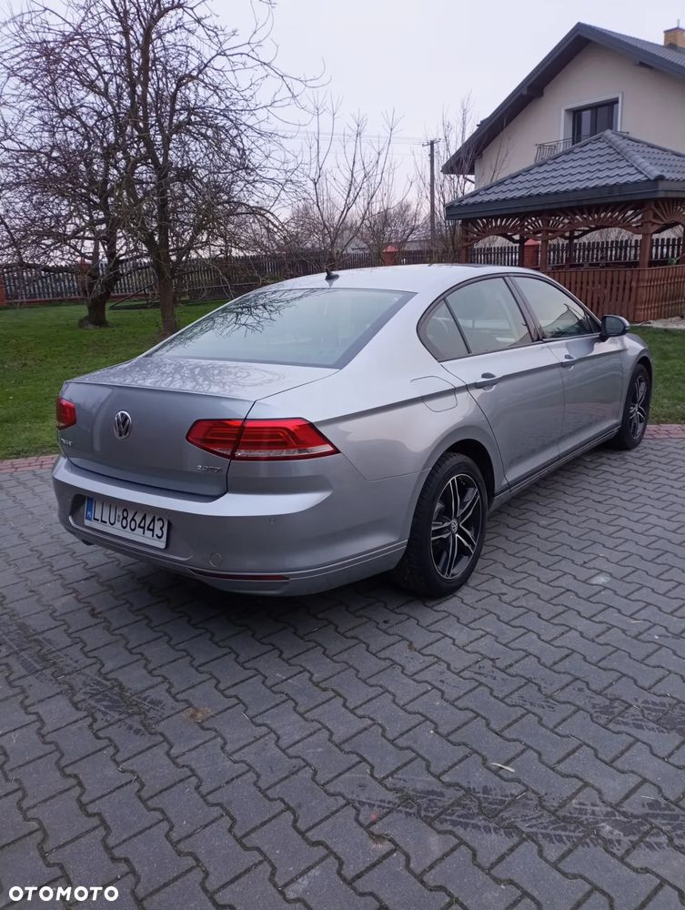 Volkswagen Passat 2.0 TDI BMT Trendline - 3