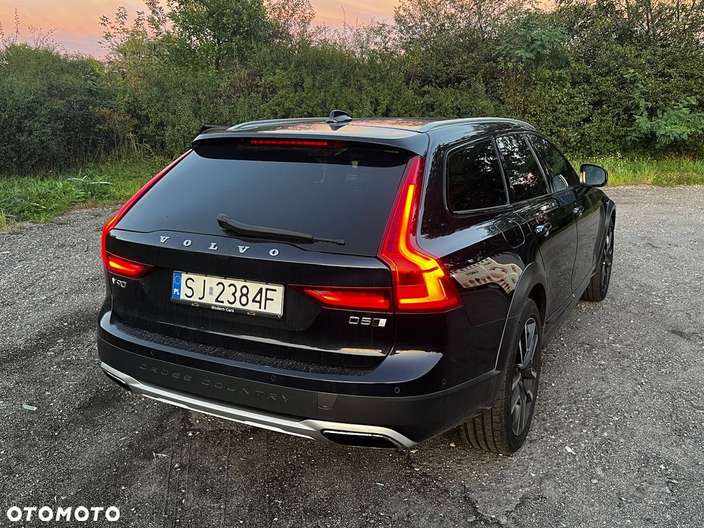 Volvo V90 Cross Country D5 SCR AWD - 11