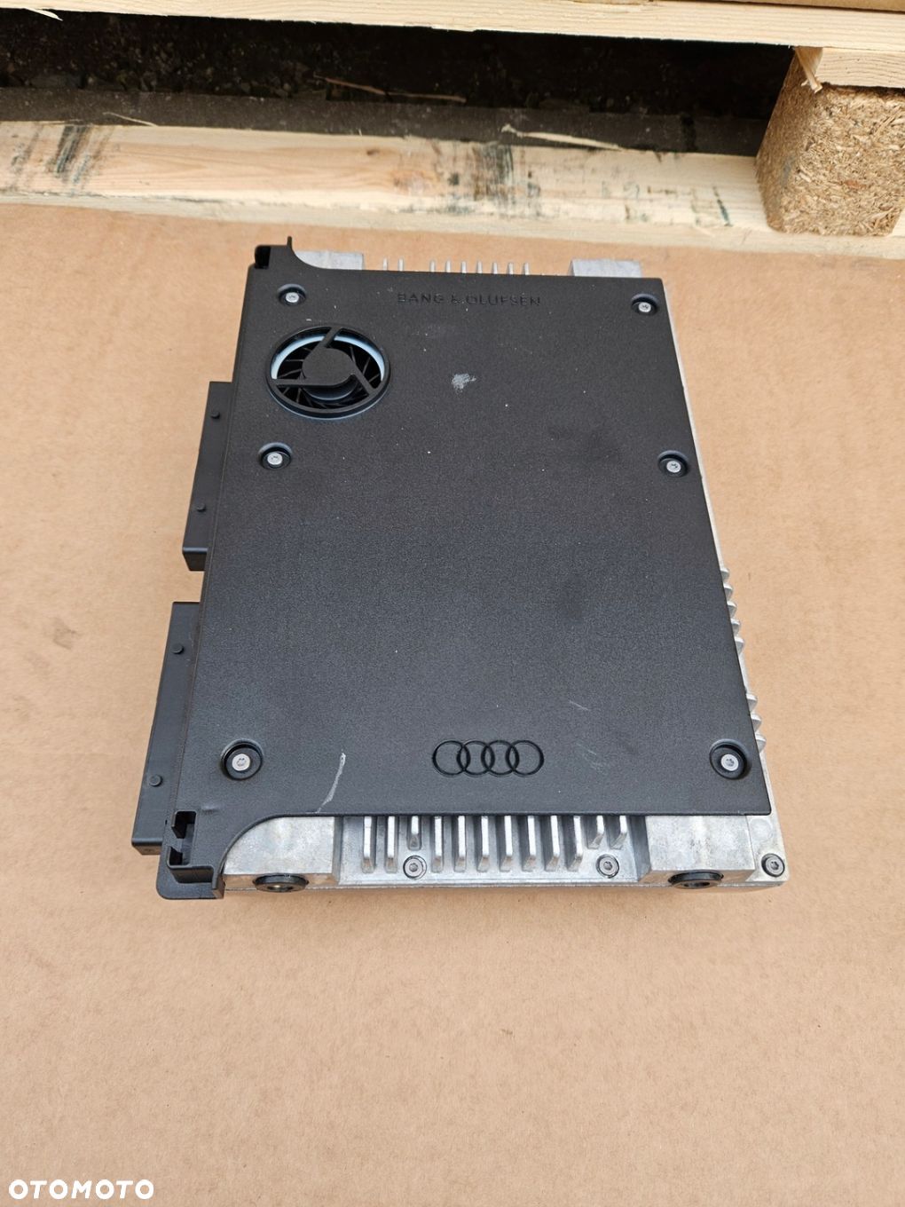 AUDI RS7 S7 A7 RS6 S6 A6 C7 4G BANGOLUFSEN WZMACNIACZ 4G1035466C - 1