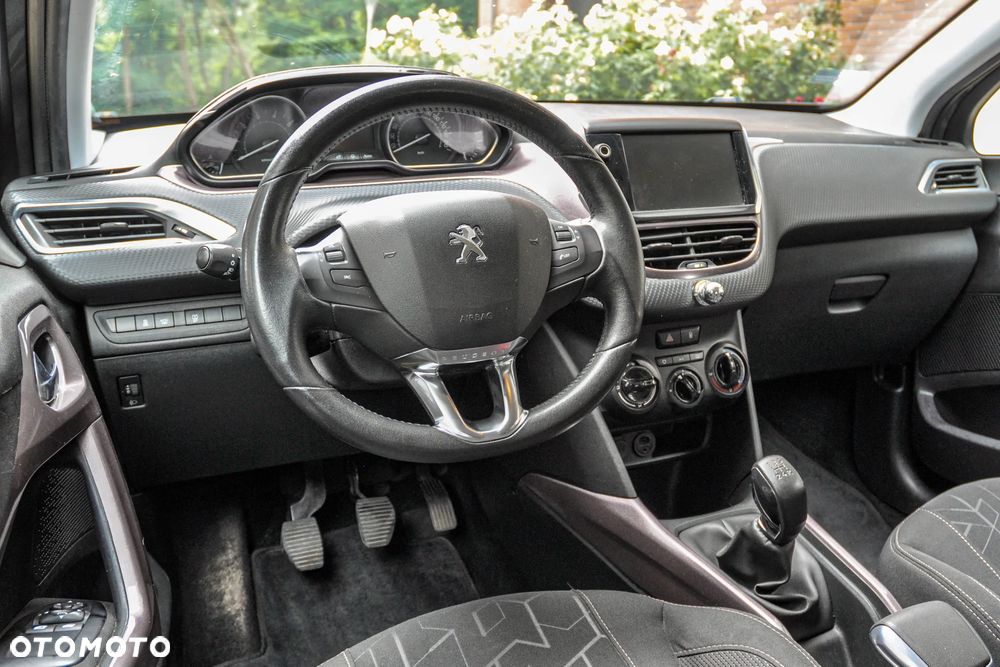 Peugeot 2008 - 9