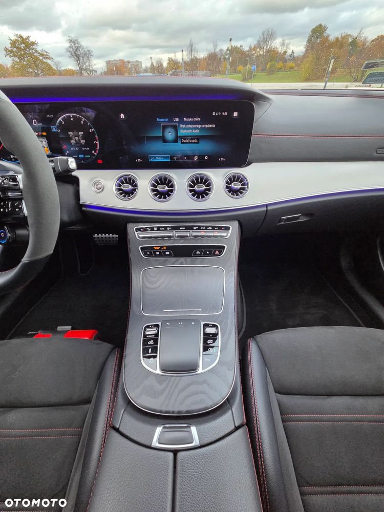 Mercedes-Benz Klasa E AMG 53 Coupe 4-Matic+ 9G-TRONIC - 16