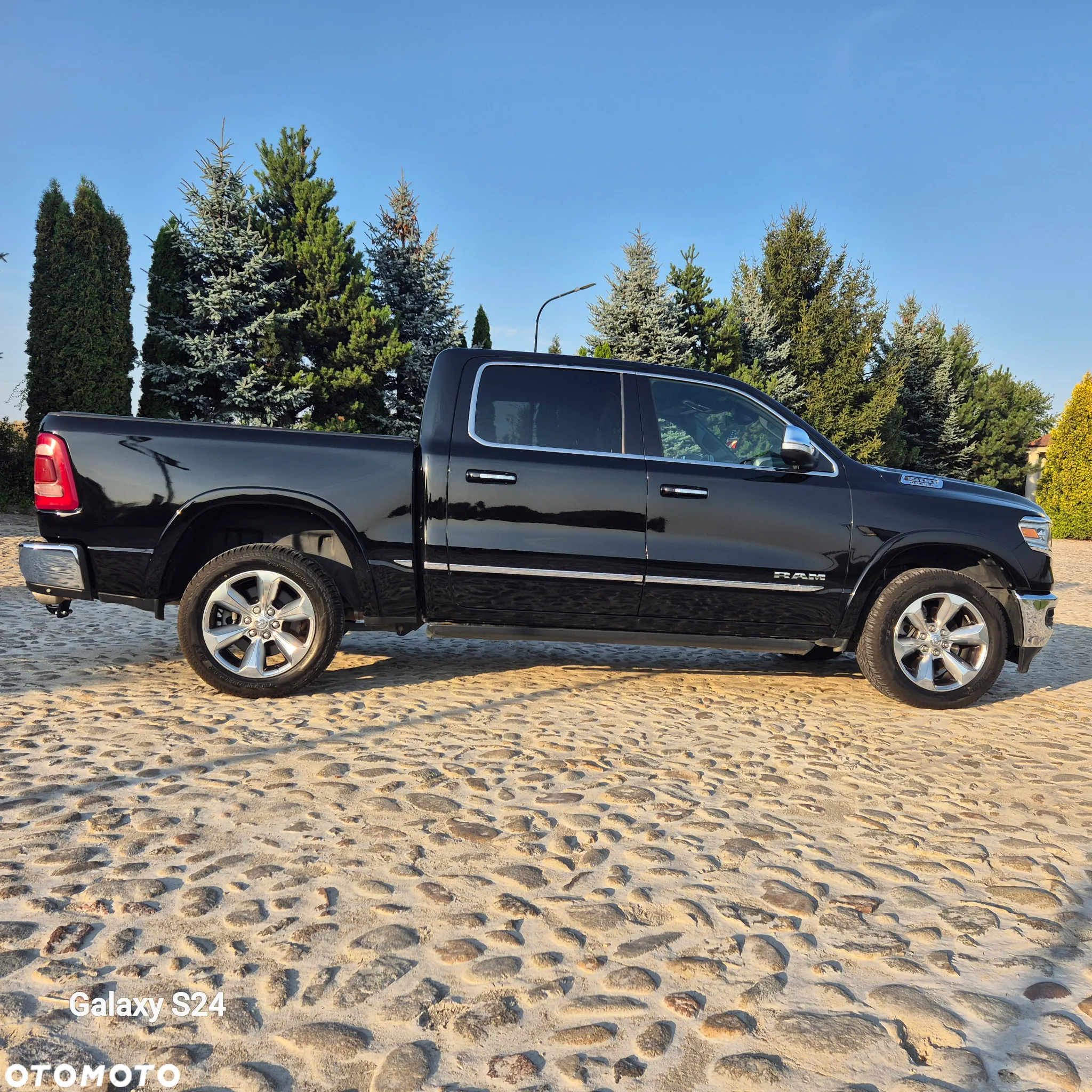 RAM 1500 Crew Cab Limited - 3