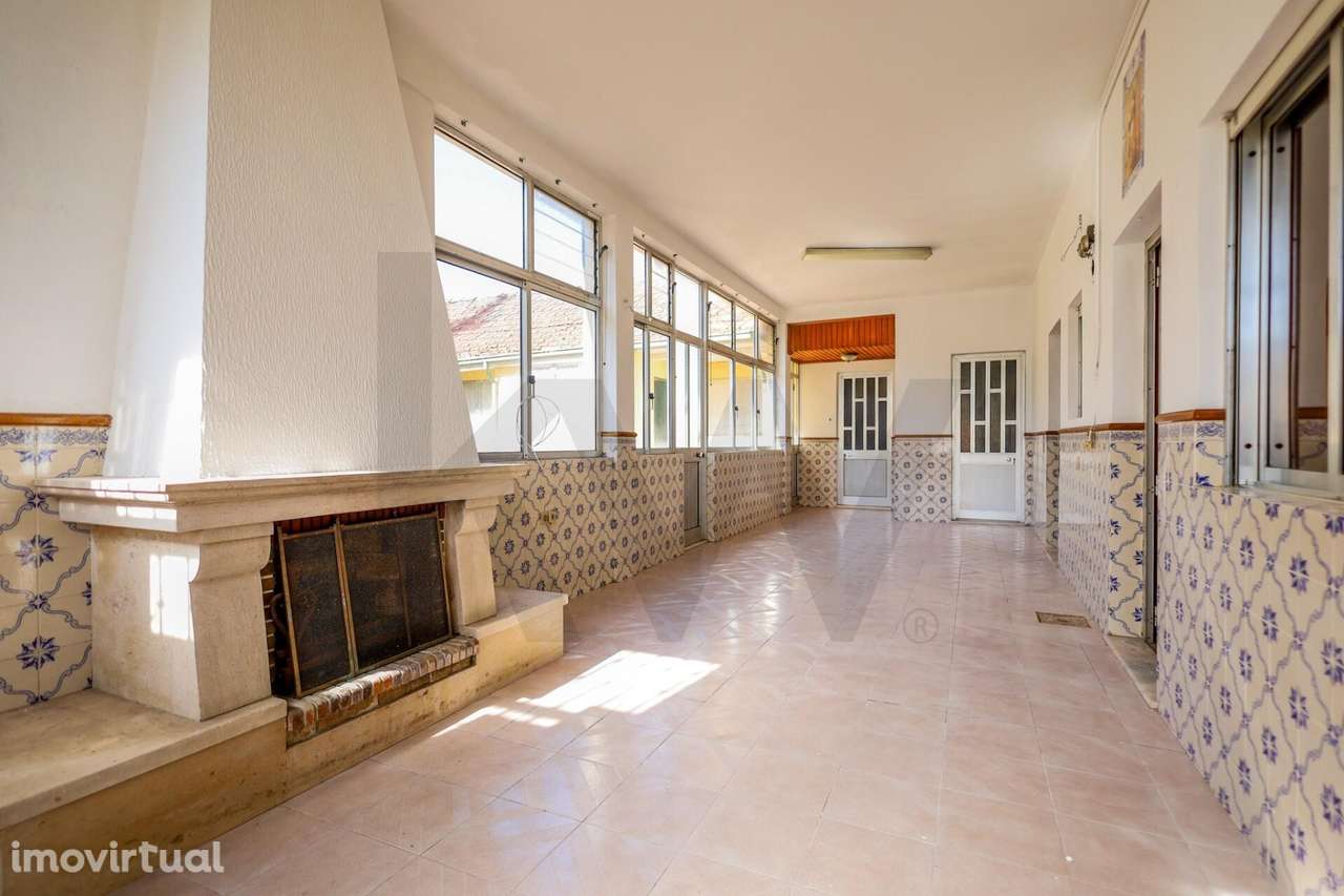 Moradia com 1451m2 de Terreno e Elevado Potencial de Valorização em Sã - Grande imagem: 5/48