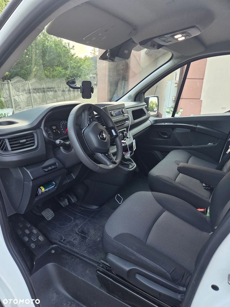 Renault Trafic - 13