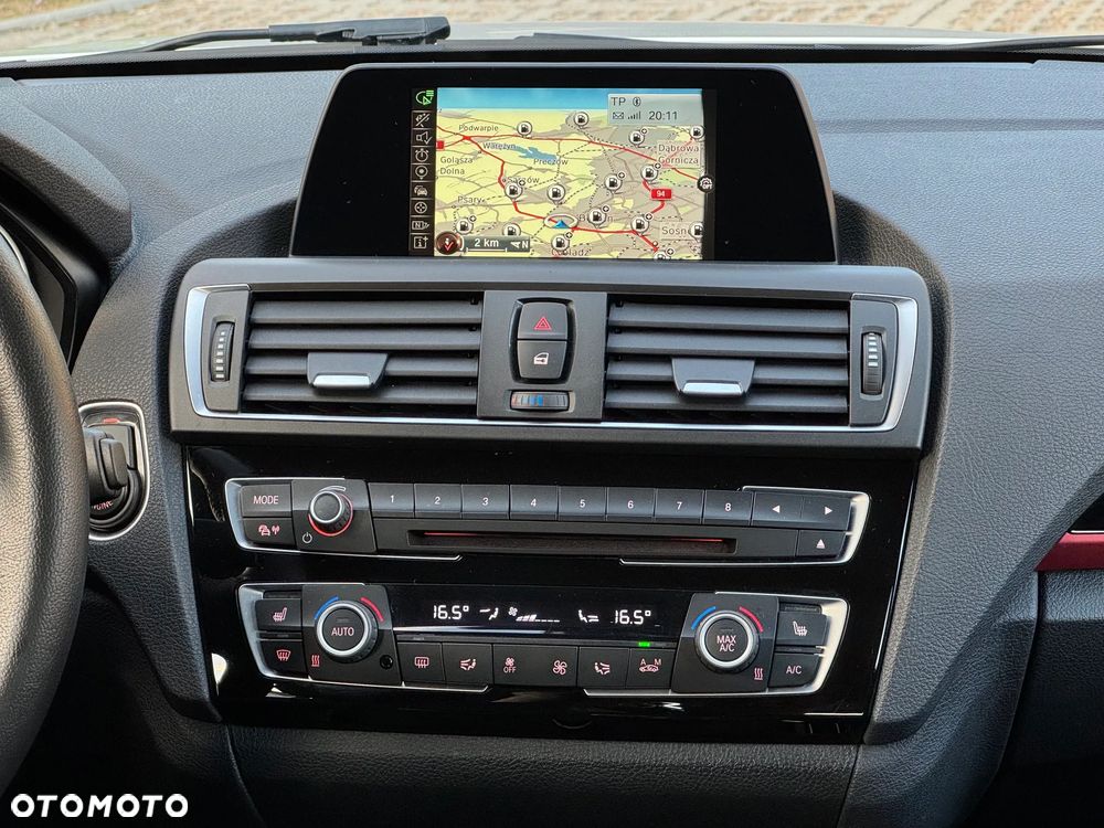 BMW Seria 1 118i Sport Line - 25