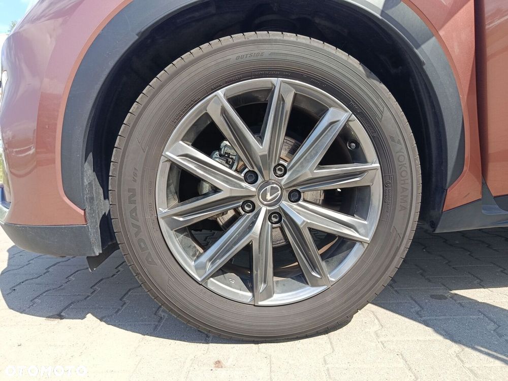 Lexus LBX 1.5 Hybrid Elegant - 16
