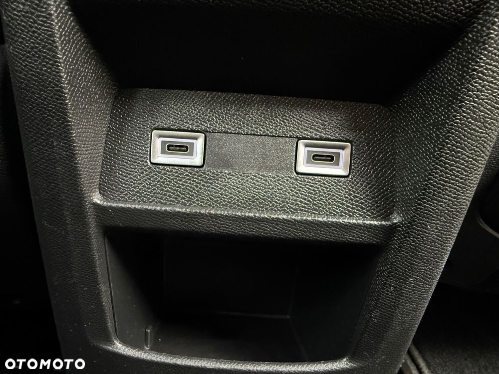 Peugeot 308 BlueHDi 130 EAT8 Allure - 33