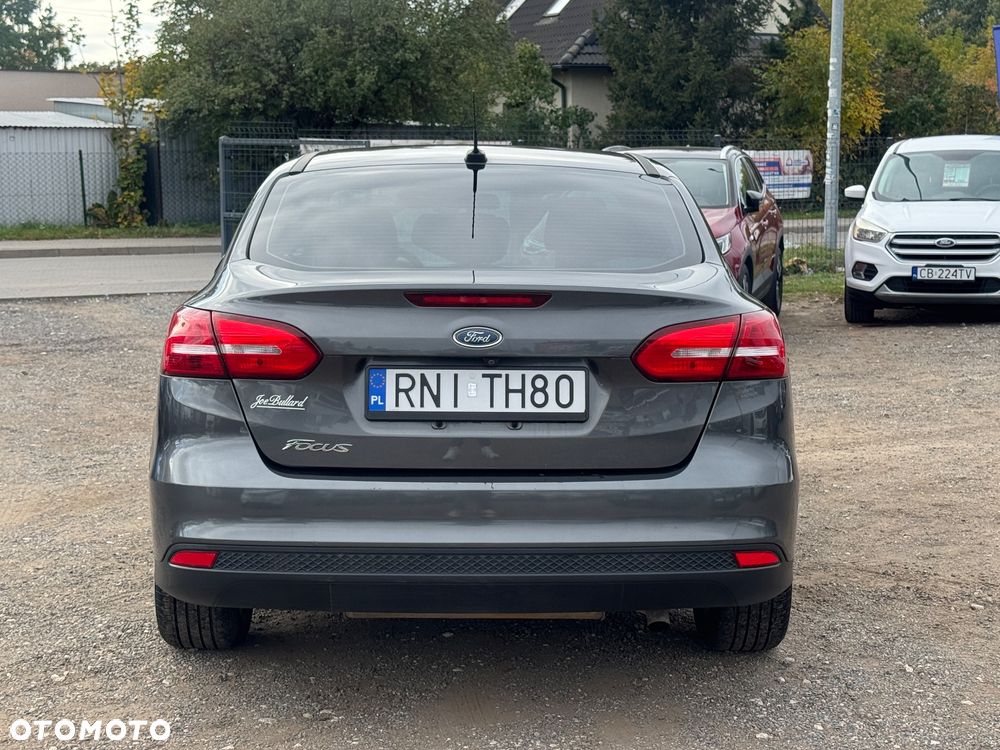 Ford Focus - 26
