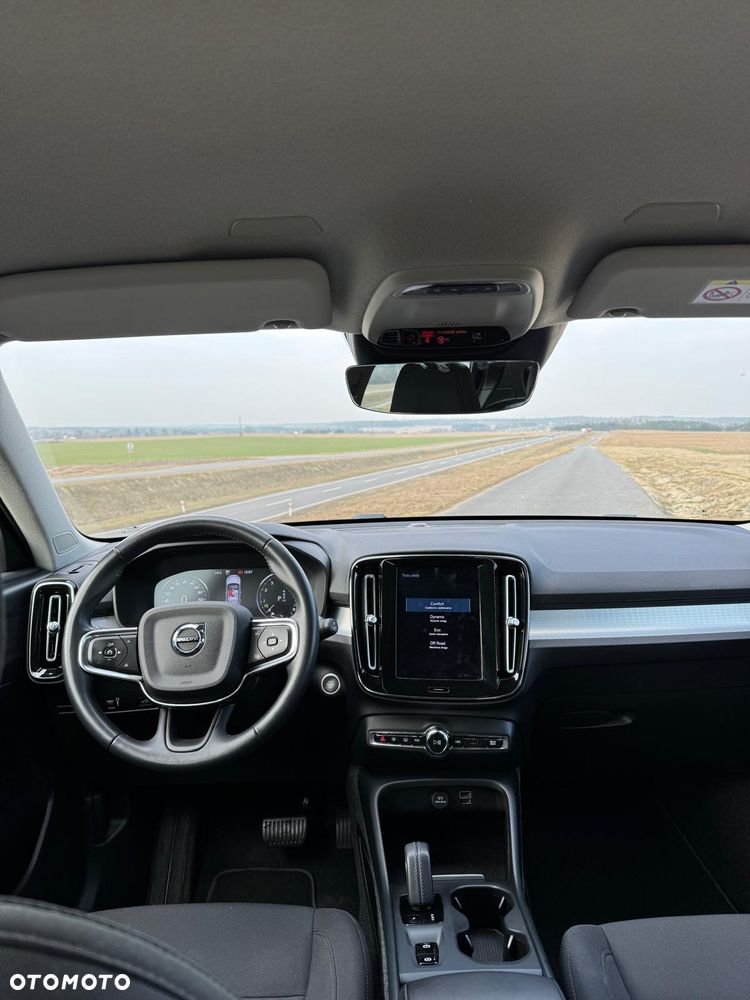 Volvo XC 40 T3 Momentum - 13