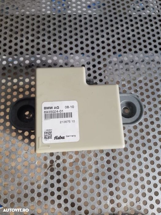 Amplificator Antena BMW F10 F11 Cod 6935024 Dezmembrez BMW F10 - 1