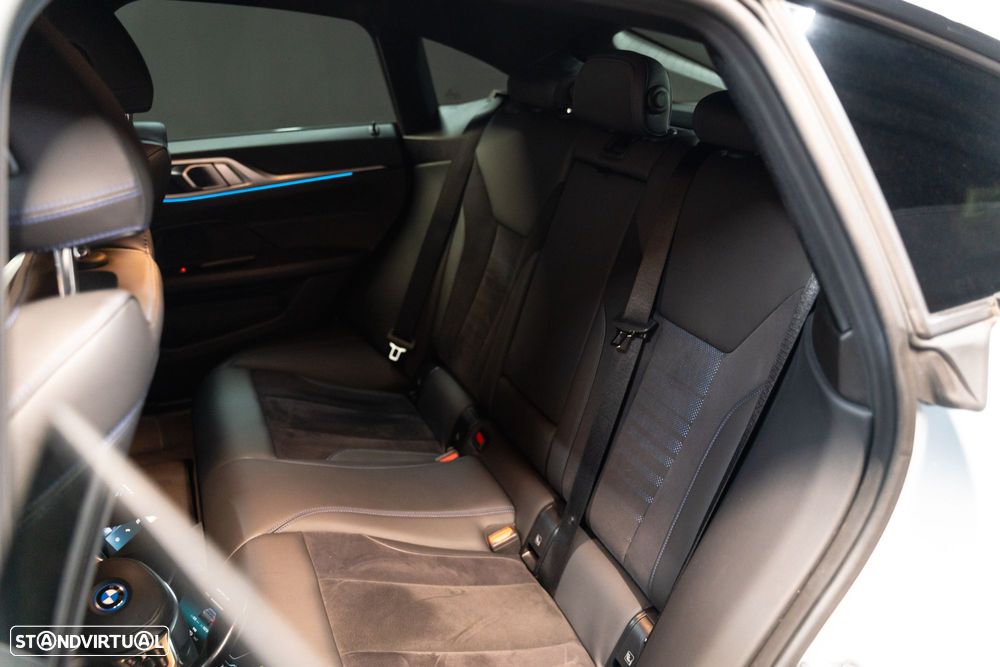 BMW i4 eDrive40 Gran Coupe M Sport - 14