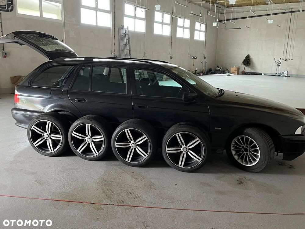 BMW Seria 5 530d - 22