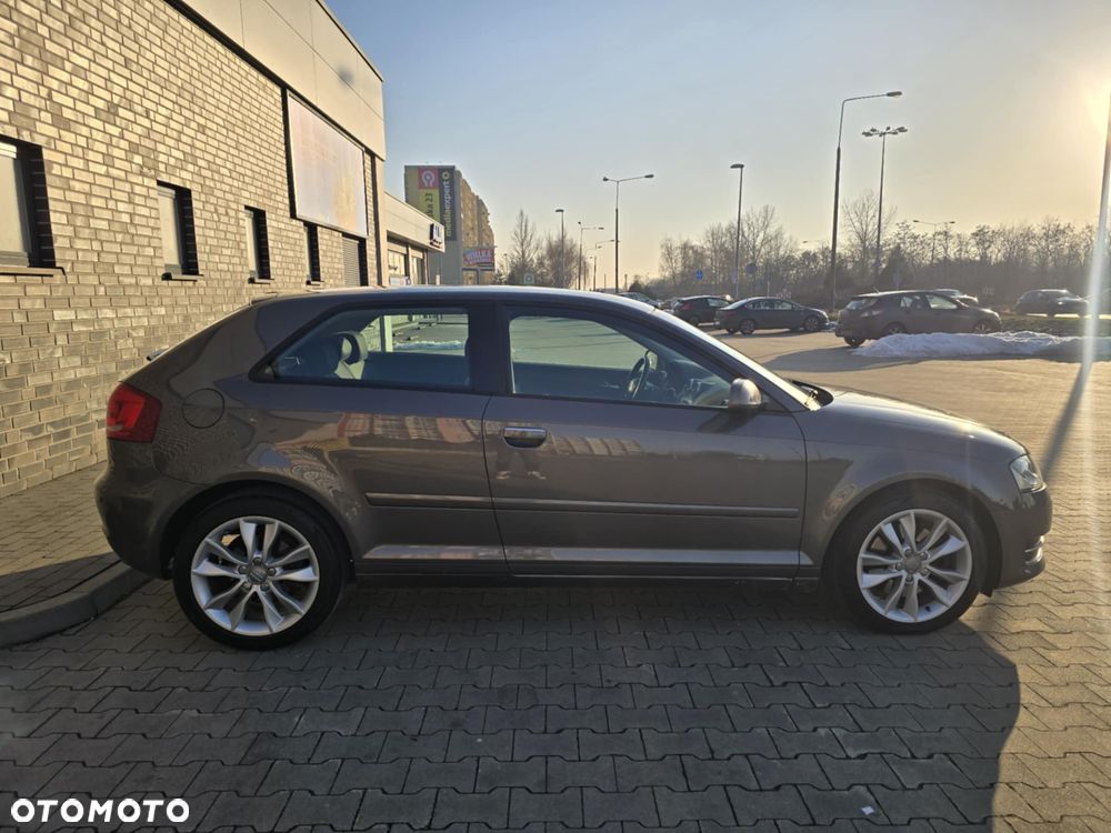 Audi A3 3-drzwiowe 2.0 TDI Quattro Ambiente - 35
