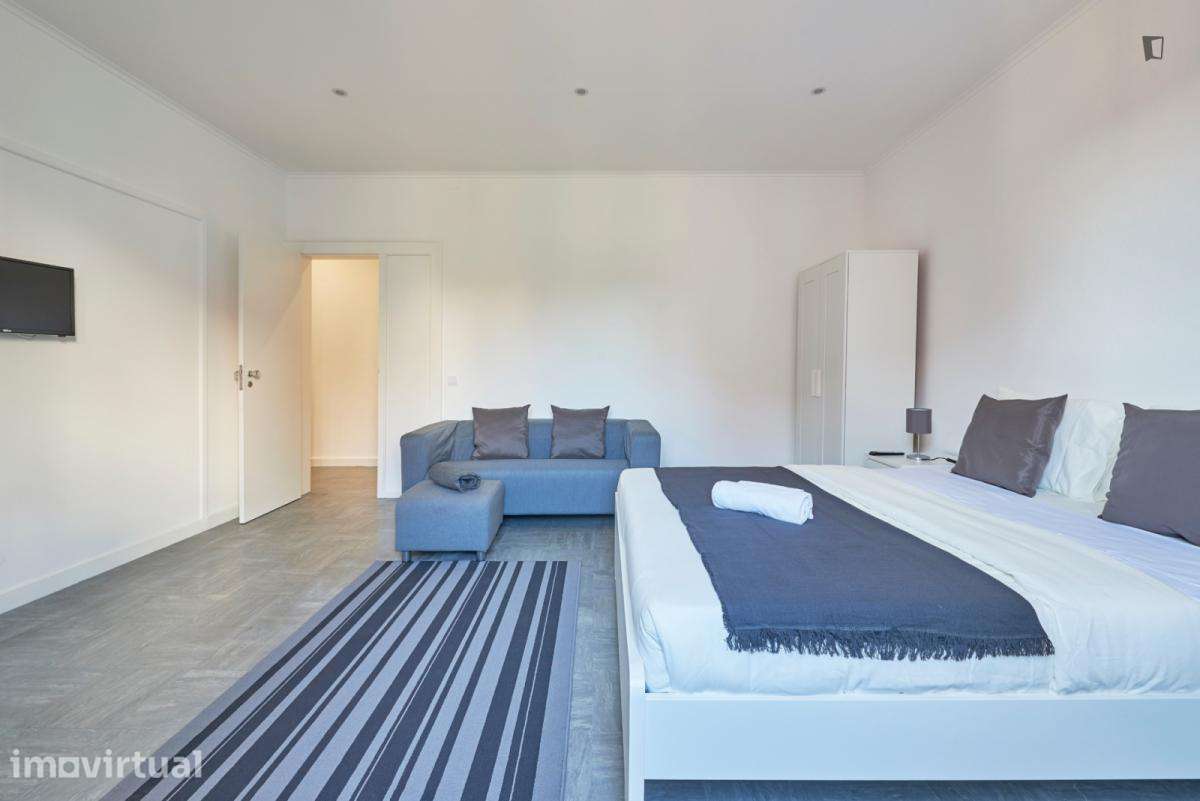 Quarto - localizado em Picoas Lisbon - Grande imagem: 5/24