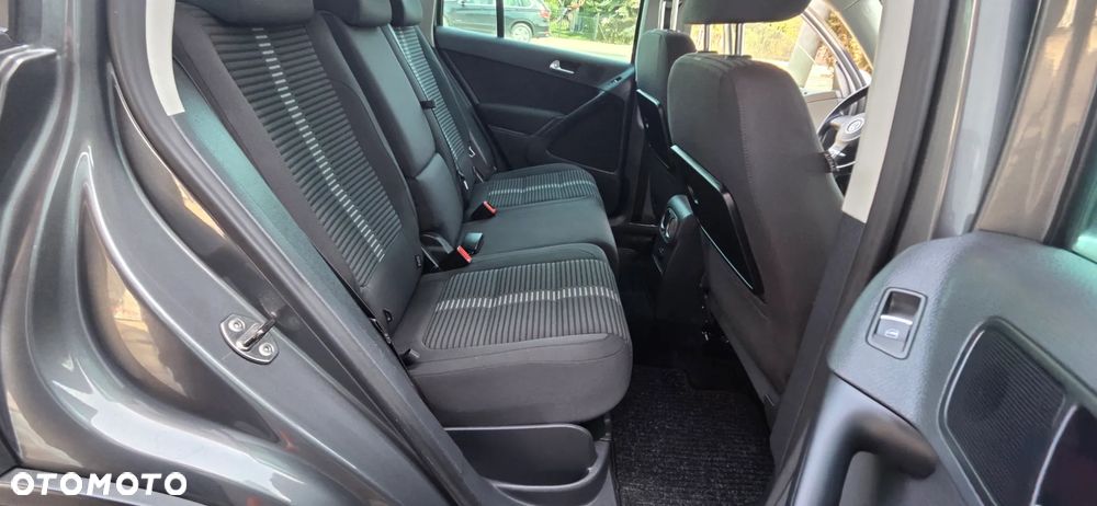 Volkswagen Tiguan 2.0 TDI DPF BlueMotion Technology Exclusive - 33