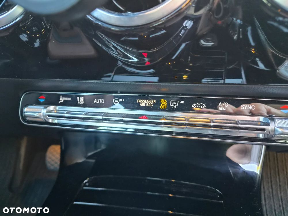 Mercedes-Benz CLA 180 d 7G-DCT Progressive - 14