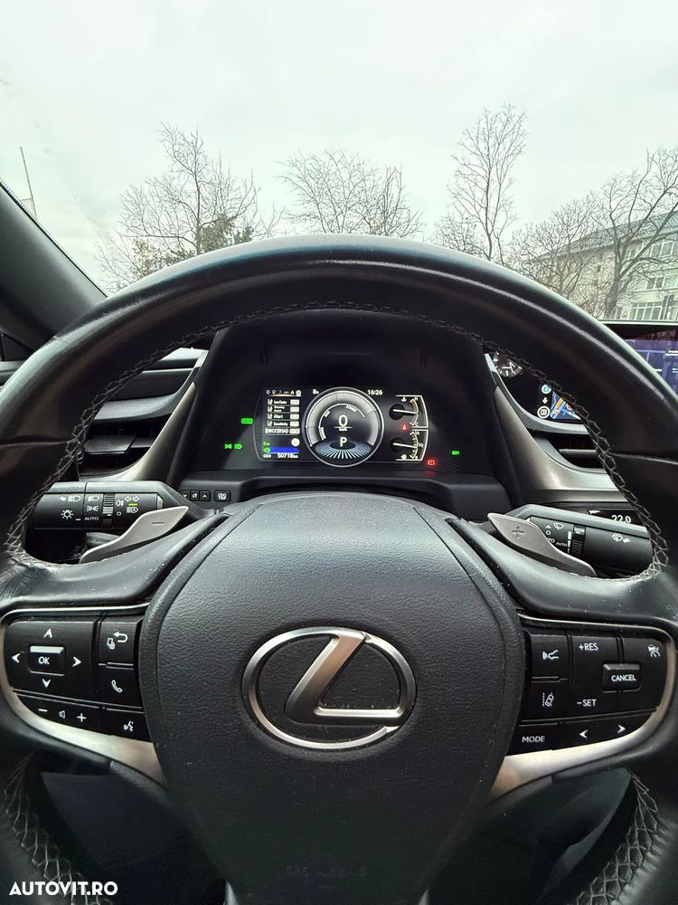 Lexus Seria ES 300h Business Edition - 5