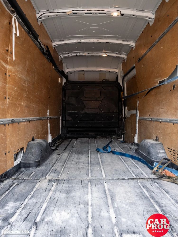 Ford transit - 12