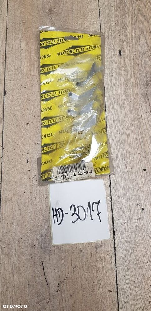 Blacha podtrzymująca przewód wtyczkę MCS 517774 Harley Davidson 70-99 Big Twin - 1