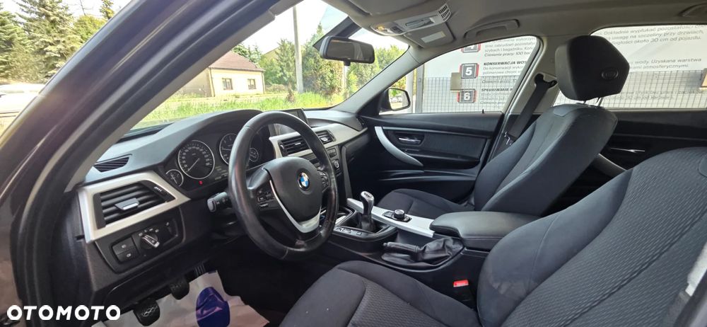 BMW Seria 3 316d EU6 - 33