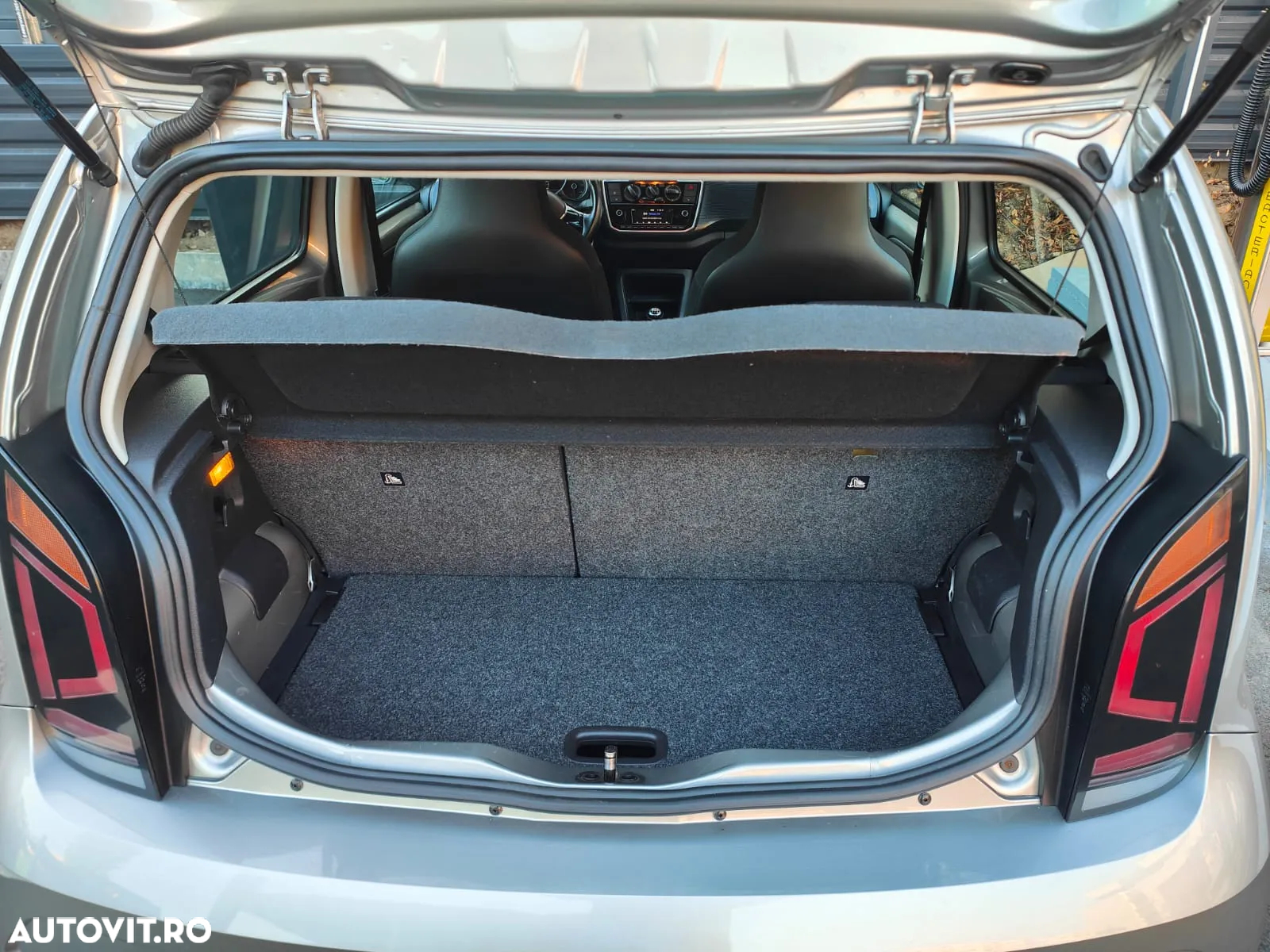 Volkswagen up! - 5