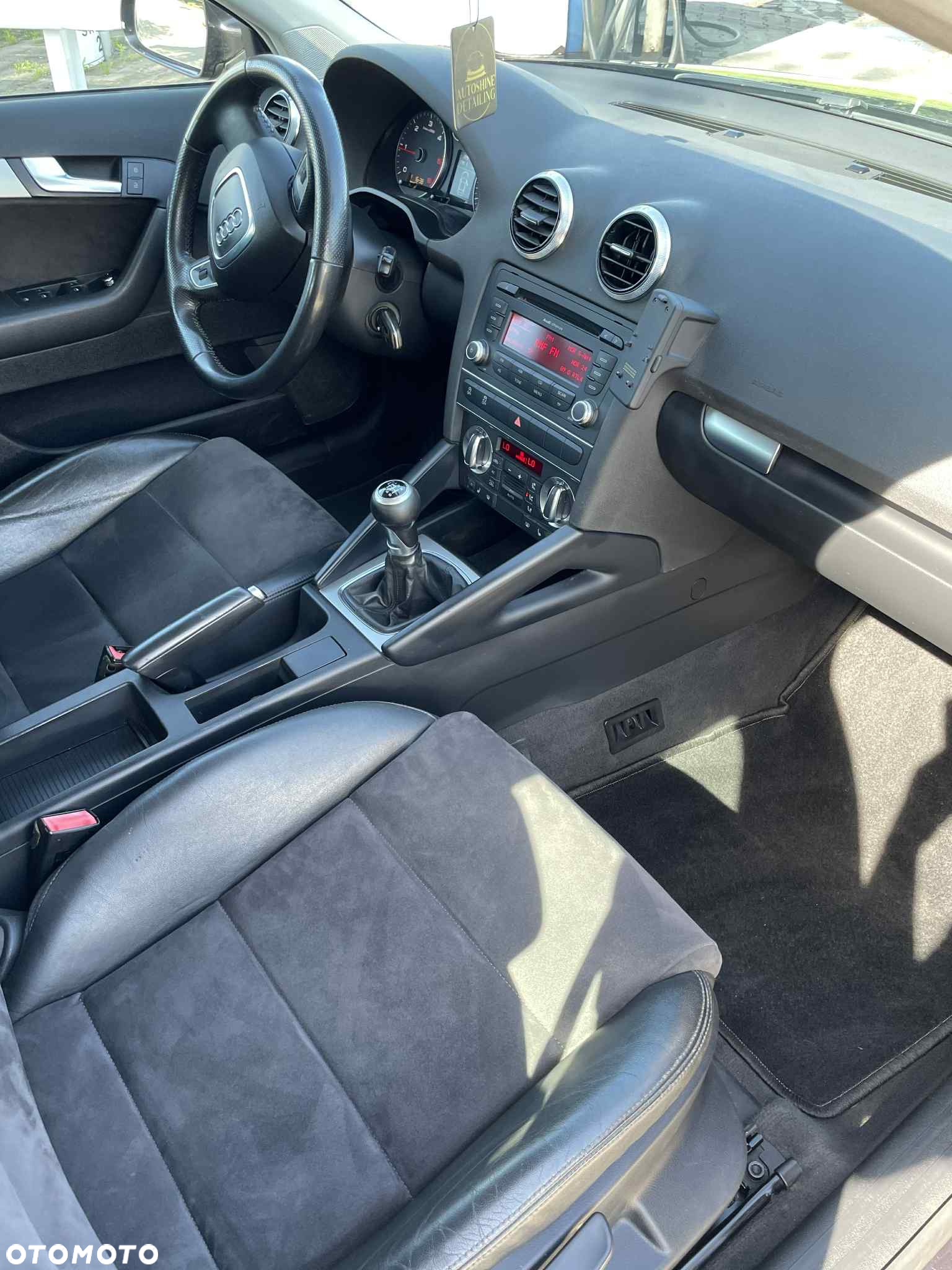 Audi A3 2.0 TDI DPF Ambiente - 11