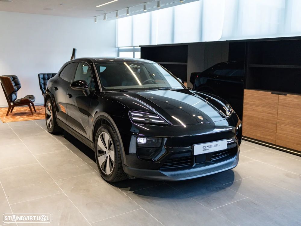 Porsche Macan Electric - 3