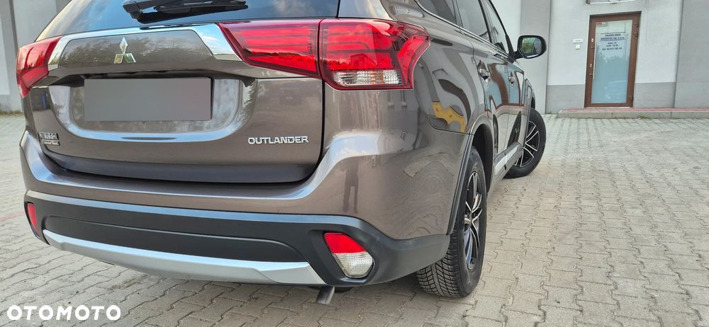 Mitsubishi Outlander 2.0 2WD Diamant Edition - 40