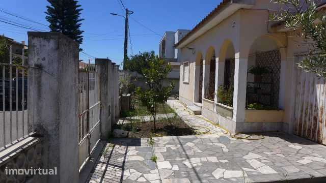 MORADIA PARA VENDA - Grande imagem: 2/6