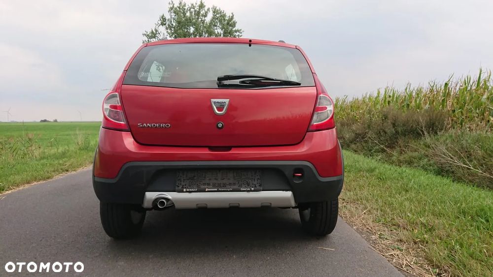 Dacia Sandero Stepway 1.6 - 5